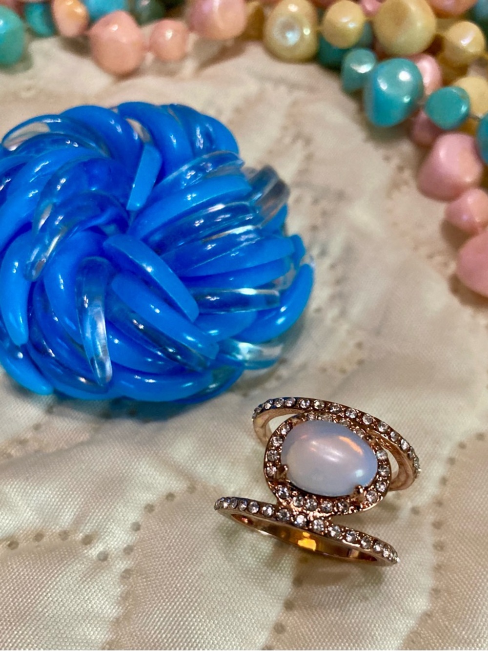 Vintage Jewelry Bundle - Picture 3 of 6
